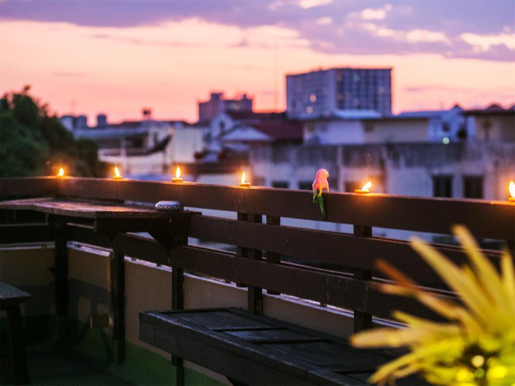 花满楼游多多客栈度假村 清邁 外观 照片